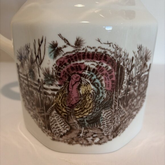 VTG Johnson Bro His Majesty Large Pitcher 64 Oz Turkey Pattern England 7.5" NWT - Picture 2 of 11